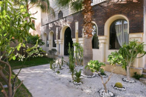Villa Bohème avec personnel de maison